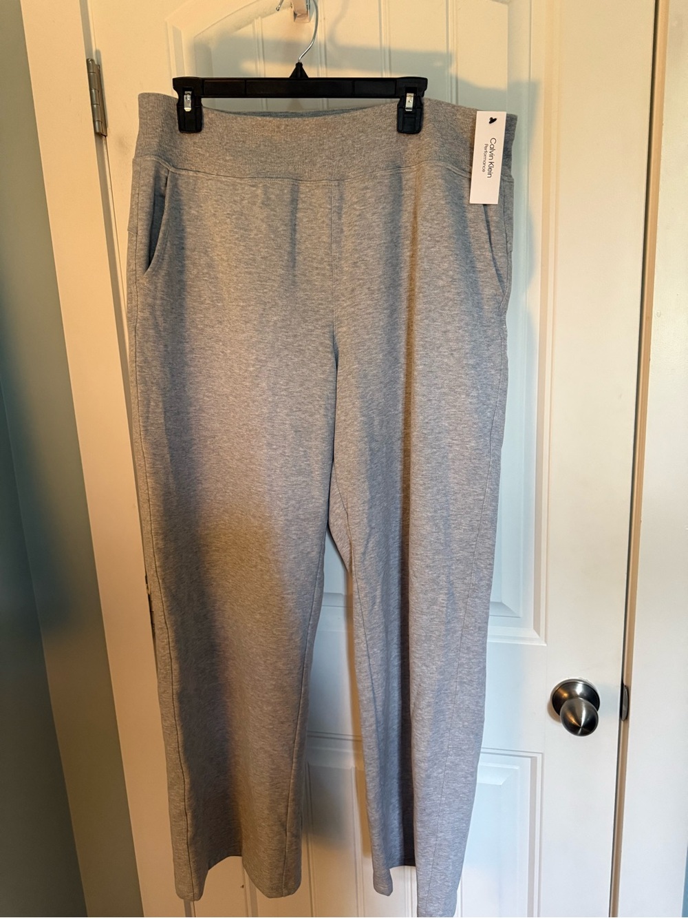 Calvin Klein Women’s Gray Pull-On Sweatpants